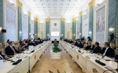 Генеральный прокурор РФ Краснов И.В. провел расширенную встречу с главами иностранных делегаций прибывших для участия в торжественных мероприятиях по случаю 300-летия прокуратуры России